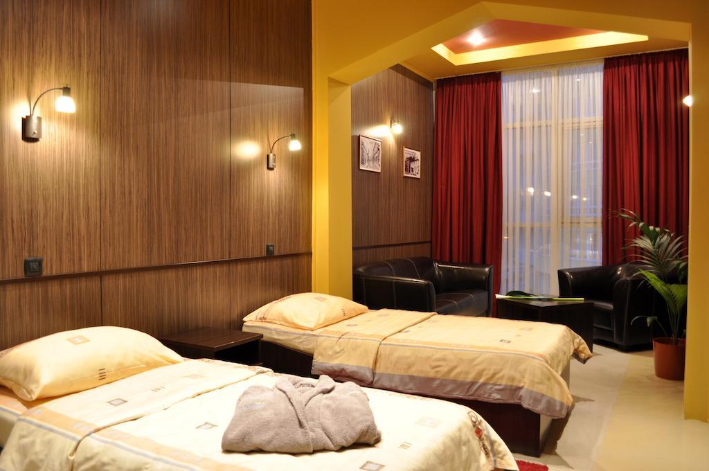 Hotel Fortuna バニャ・ルカ エクステリア 写真