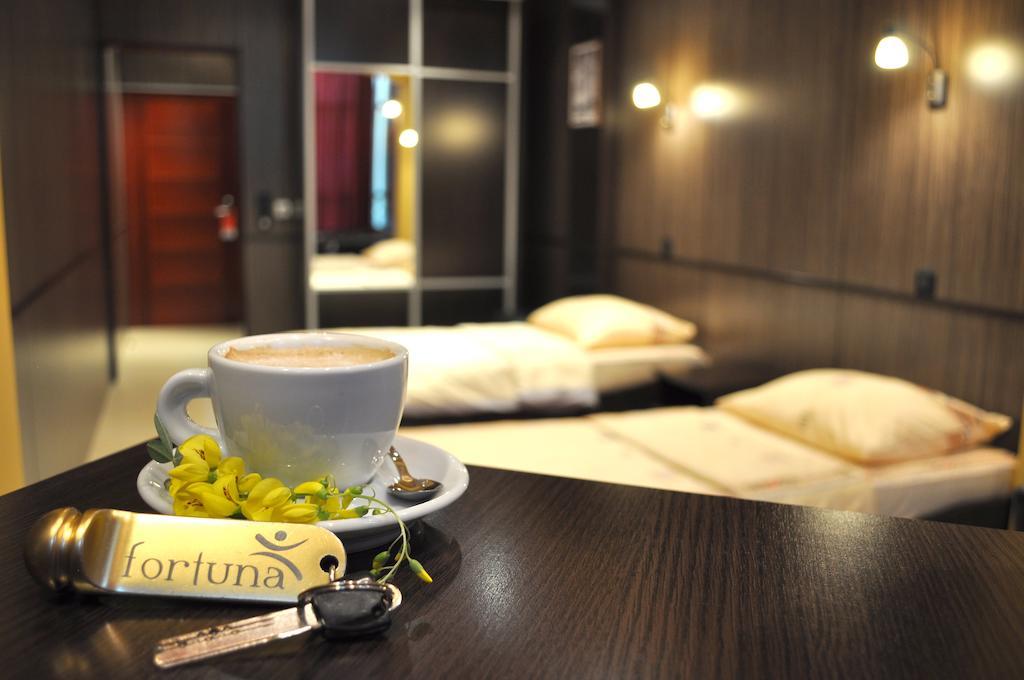 Hotel Fortuna バニャ・ルカ エクステリア 写真