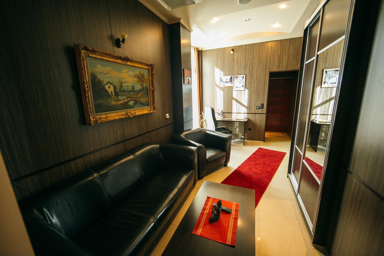Hotel Fortuna バニャ・ルカ エクステリア 写真